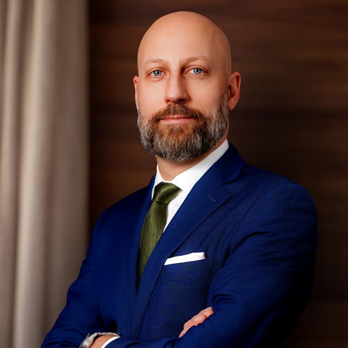 Anthony Krystek, Advokat & Partner